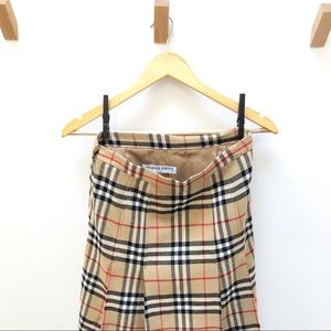 Burberry skirt. Size  medium but runs small.
